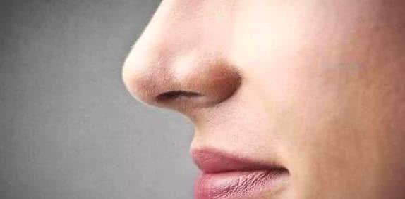 鼻塞的时候，为啥经常一个鼻子通气，一个堵住了？答案万万没想到（一直鼻塞是怎么办）