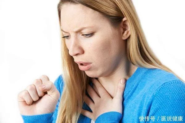 嗓子经常发痒干咳，或与这4个因素有关，不能忽视，及时调理（干咳是嗓子痒引起的吗）