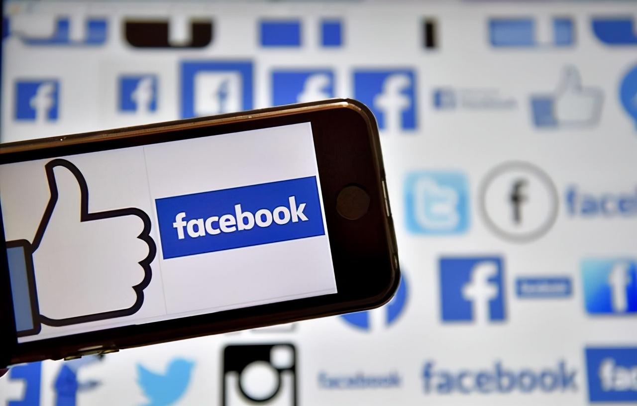 Facebook依旧是“社交平台之王”，微信差距还有多大？（微信和支付宝收款码二合一怎么申请）